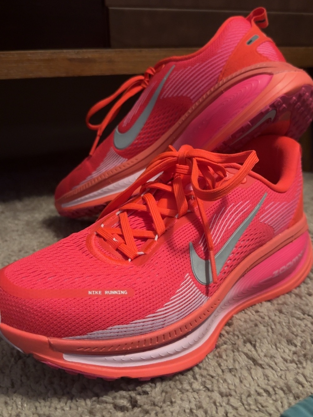 Nike Women's Coral-Pink Athletic Running Shoes - Picture 1 of 1